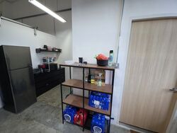 Interlocal Centre (D5), Warehouse #548807971